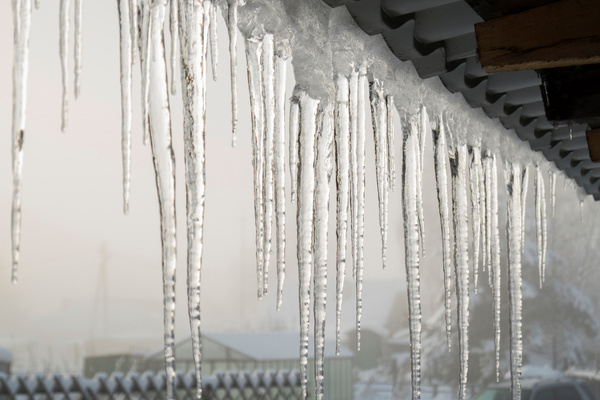 icicles on house roof